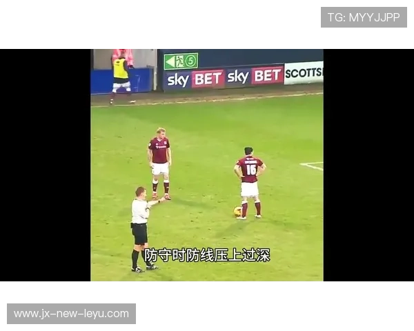 伯恩茅斯快速出球打穿防线